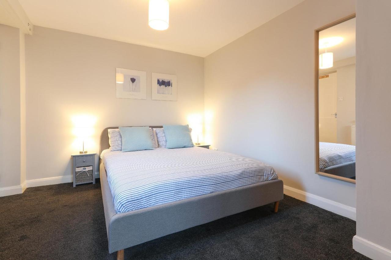 Bedzzz - House On The Green Villa Preston  Luaran gambar
